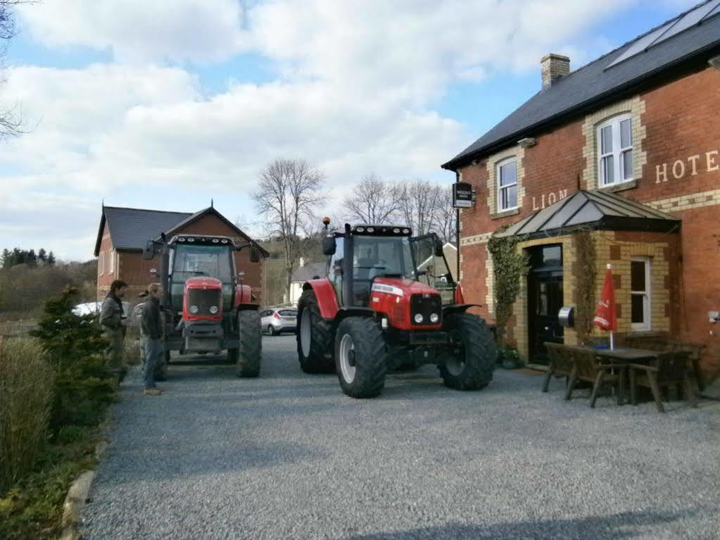 Lion Hotel Llanbister Exterior photo